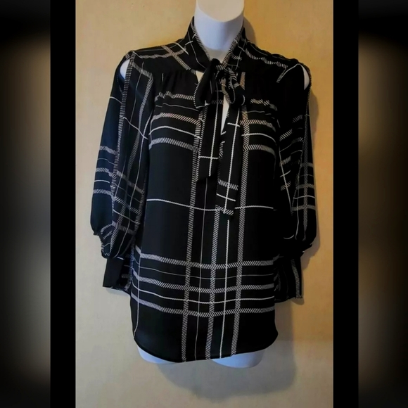 A.BYER COLD SHOULDER BLOUSE  SMALL - Picture 1 of 5